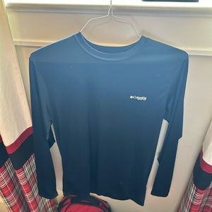 Columbia USA long sleeve performance